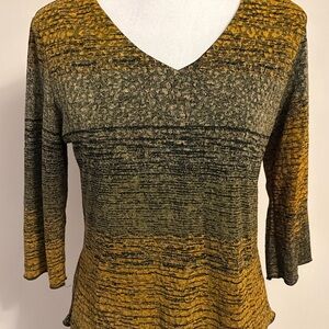 Elegant V-Neck Textured Blouse in Green and Gold and Black
